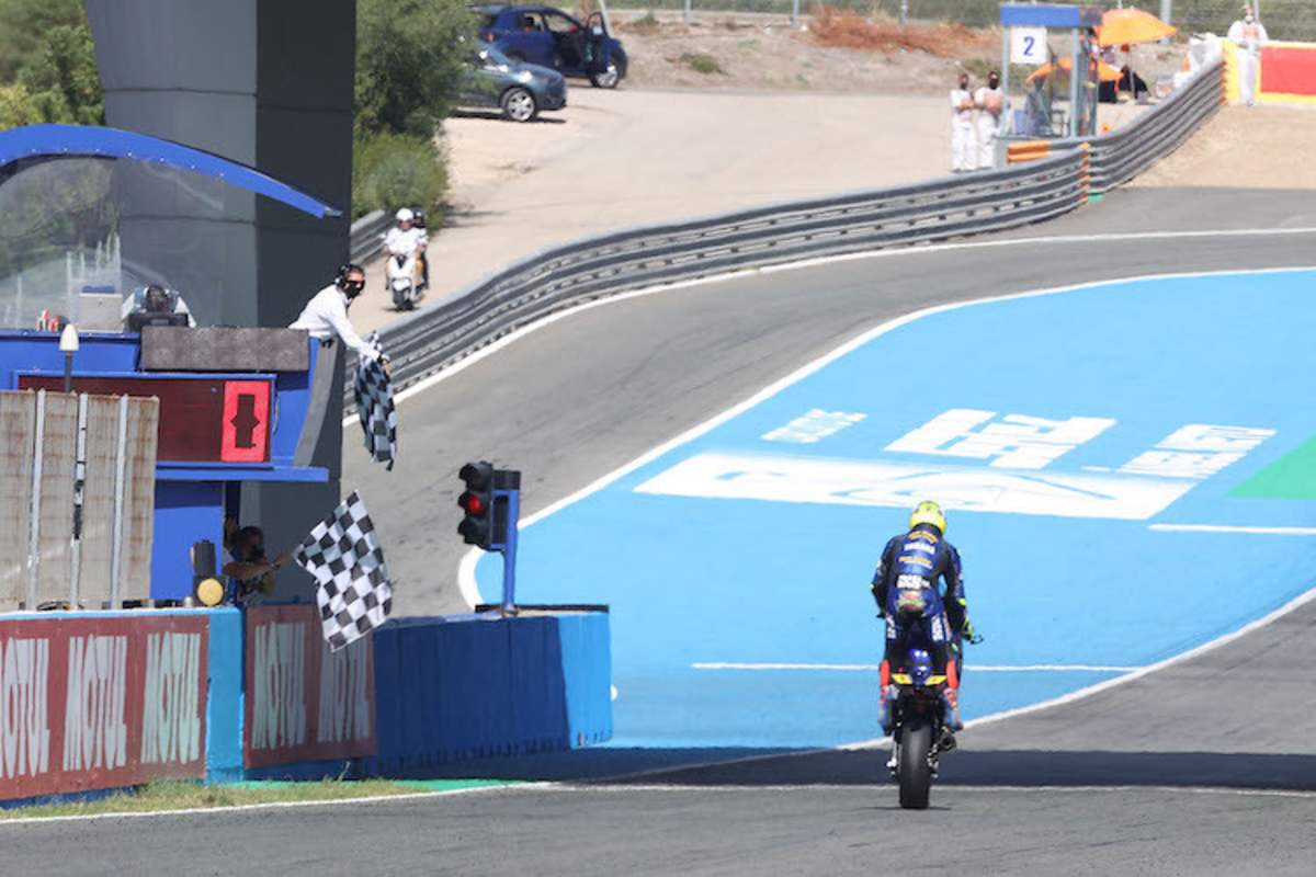 Dominique Aegerter gewinnt das Rennen