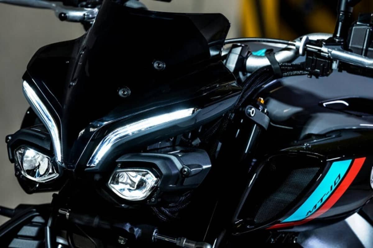 Neues Stiling an der Front und Beleuchtung mit LED-Technik