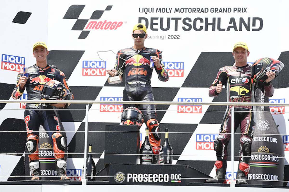 Acosta, Fernandez, Lowes