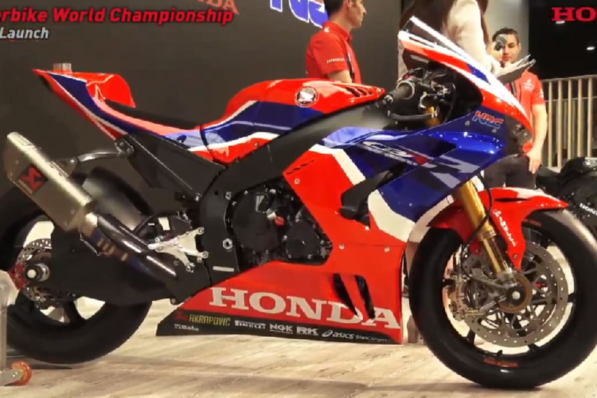 Die Honda Fireblade bei der Teampräsentation in Tokio	