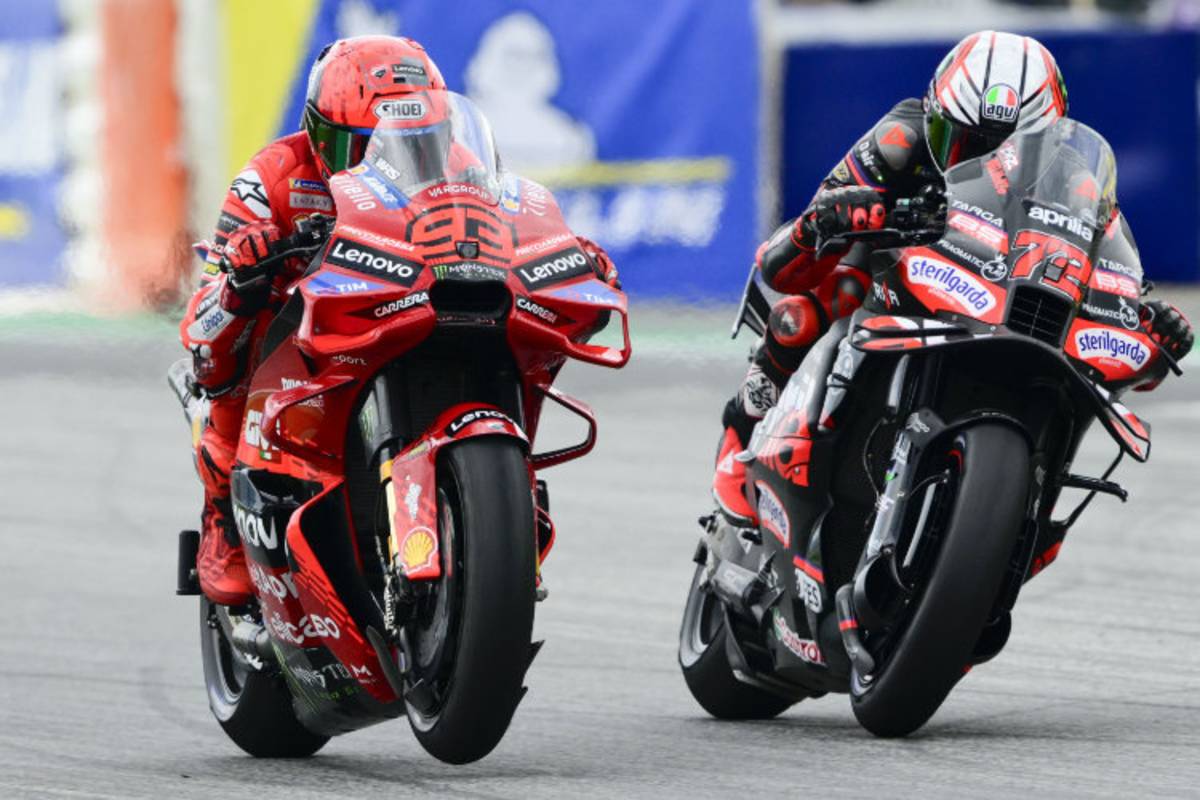 Marc Marquez (93) gegen Marco Bezzecchi