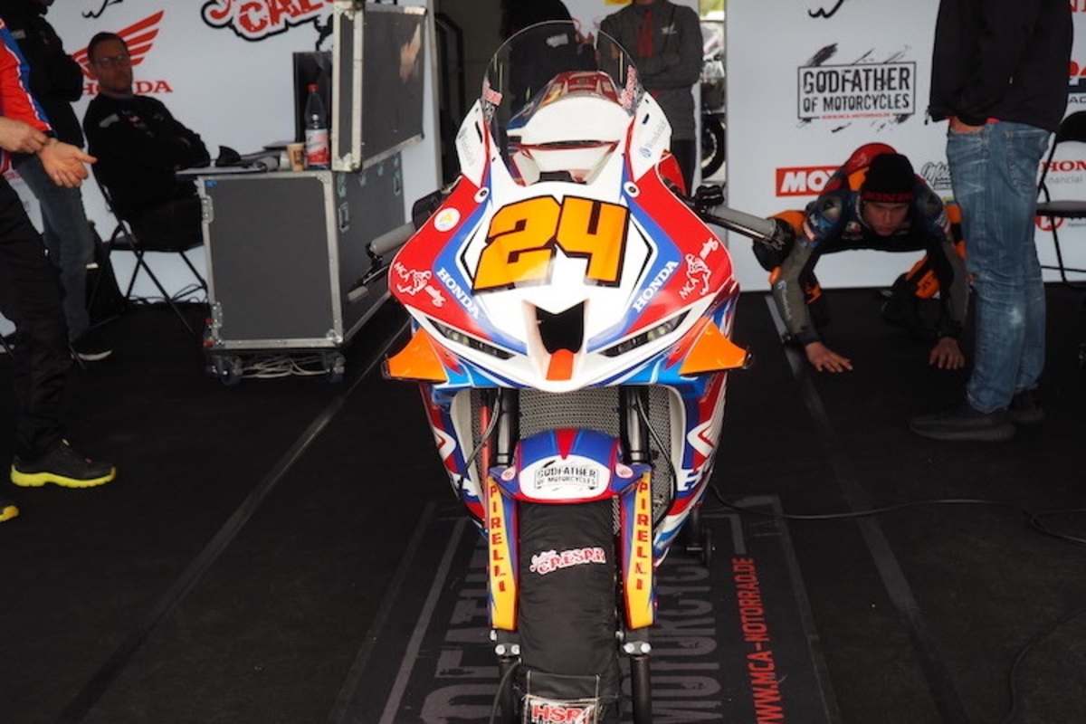 IDM Sachsenring 2023 – Eine Runde Fahrerlager