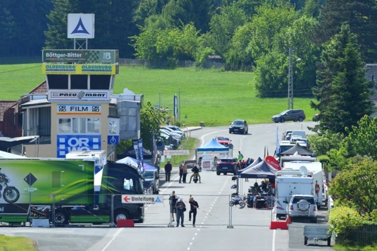 IDM Schleiz 2025: Im Paddock