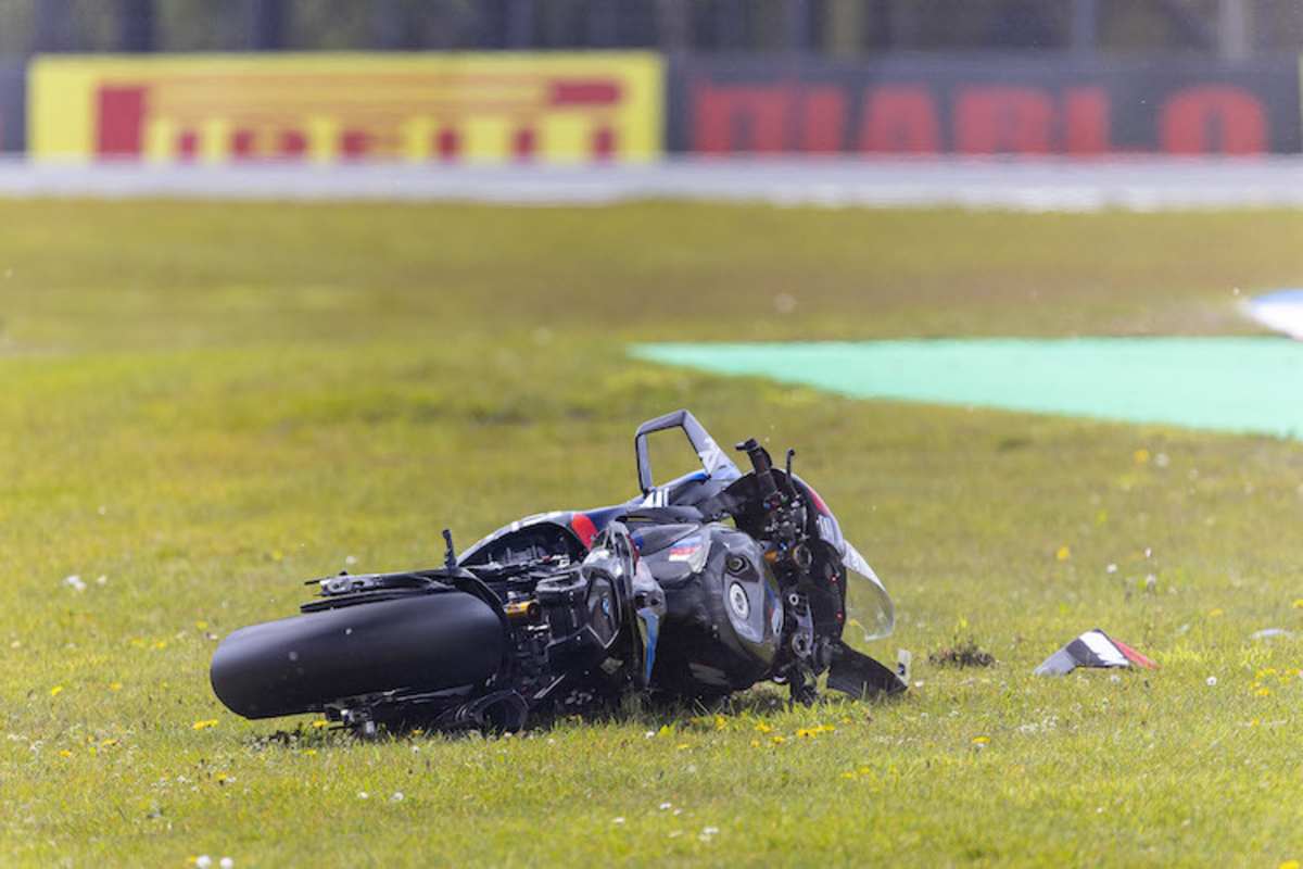 Sturz von Michael van der Mark in Assen