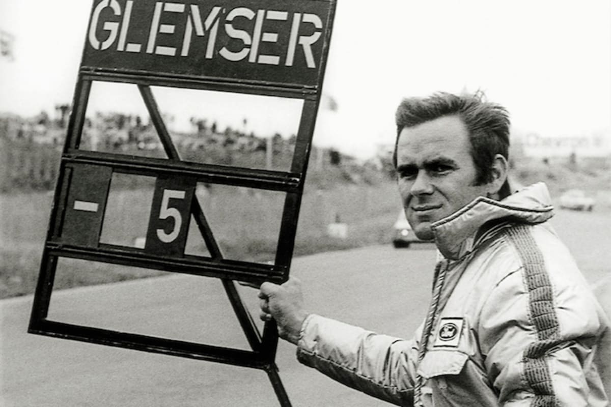 Hier signalisiert der Chef 1971 in Zandvoort persönlich, was Sache ist 