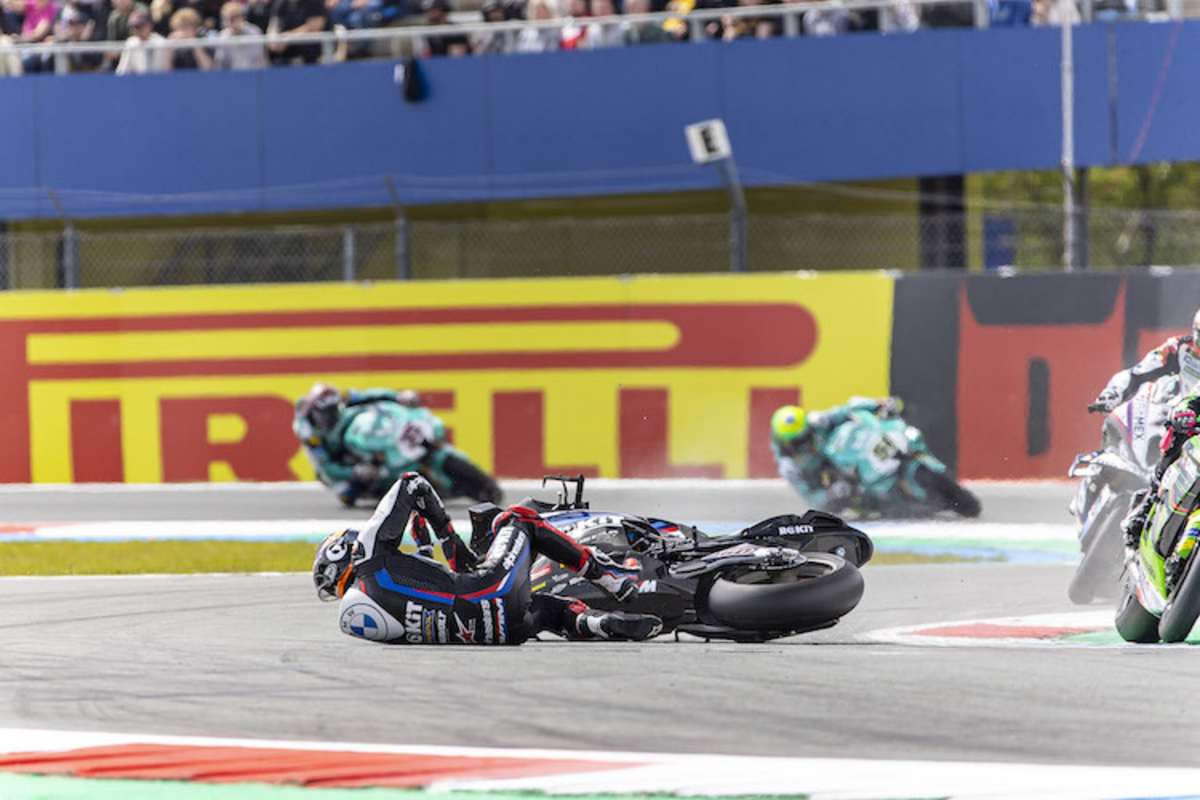 Sturz von Michael van der Mark in Assen