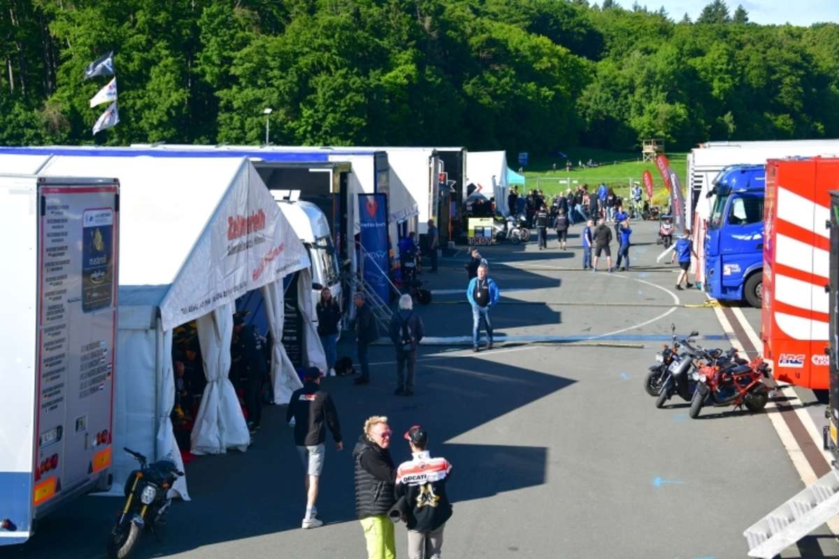 IDM Schleiz 2025: Im Paddock