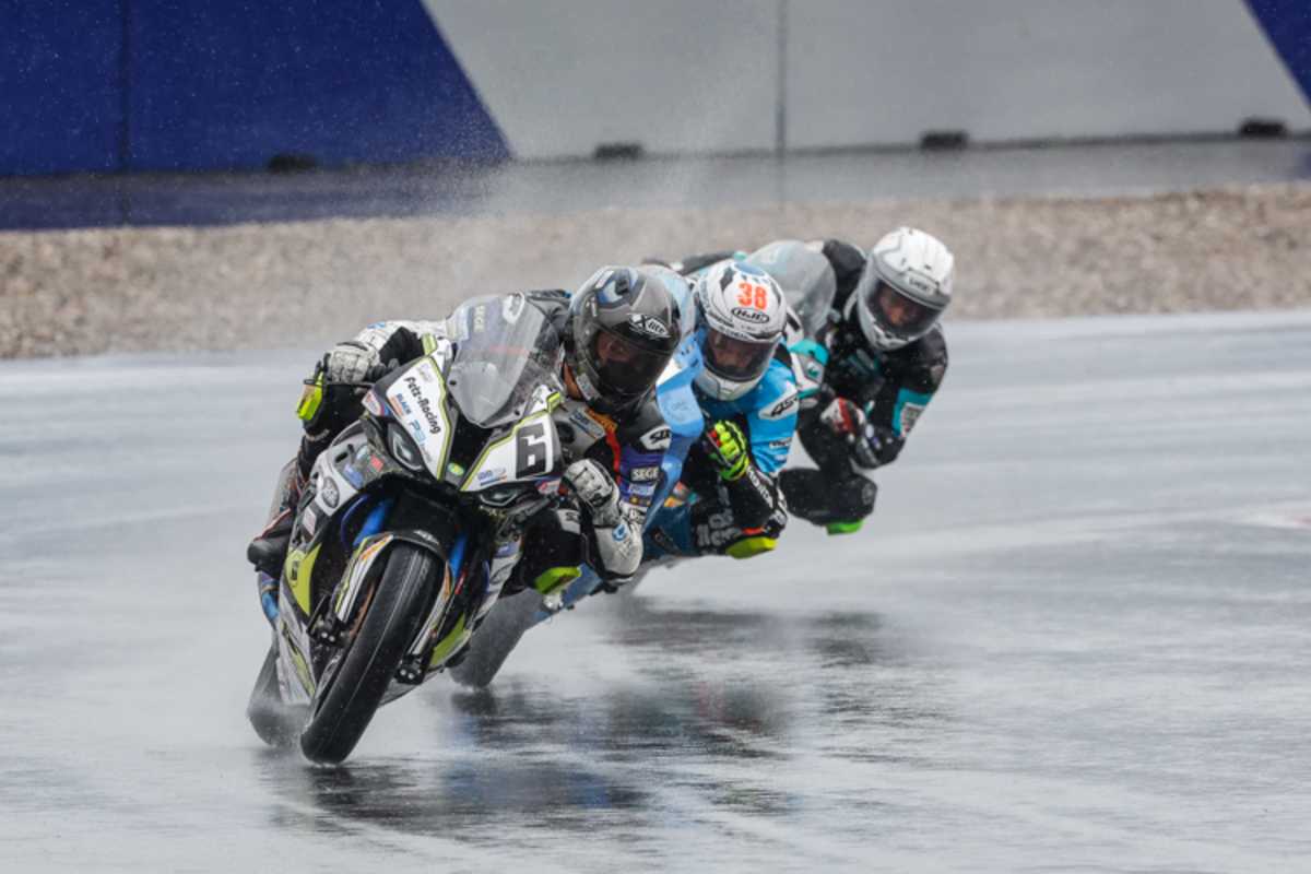 Es regnet immer noch