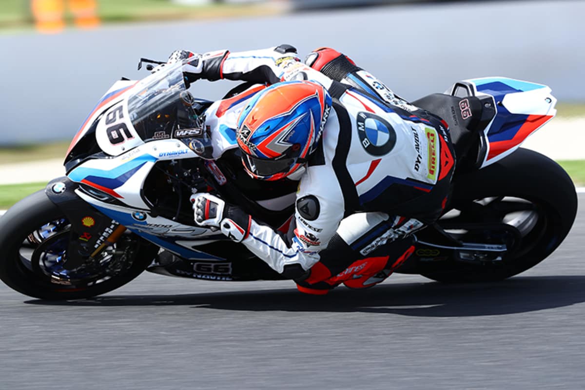 Polesetter Tom Sykes