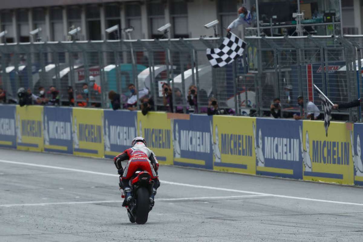 Jorge Martin gewinnt das Rennen