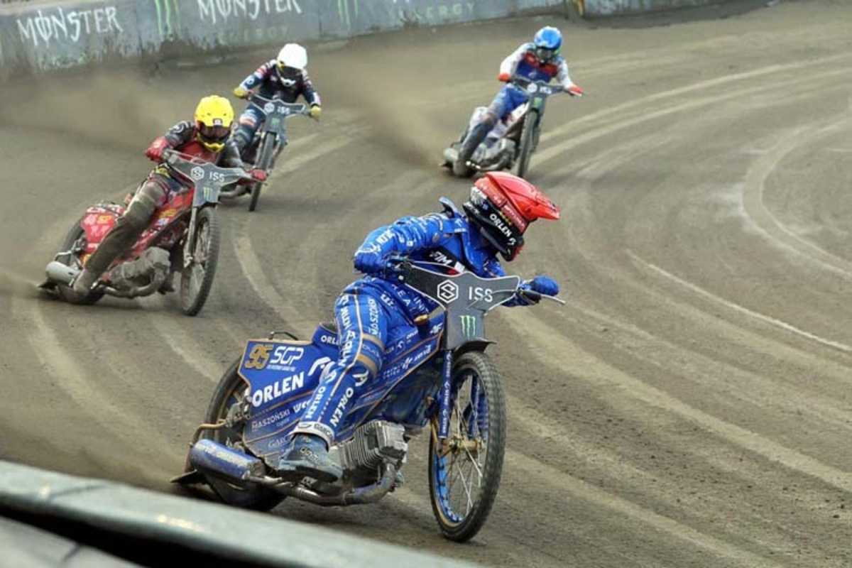 Zmarzlik, Fricke, Kubera, Bewley