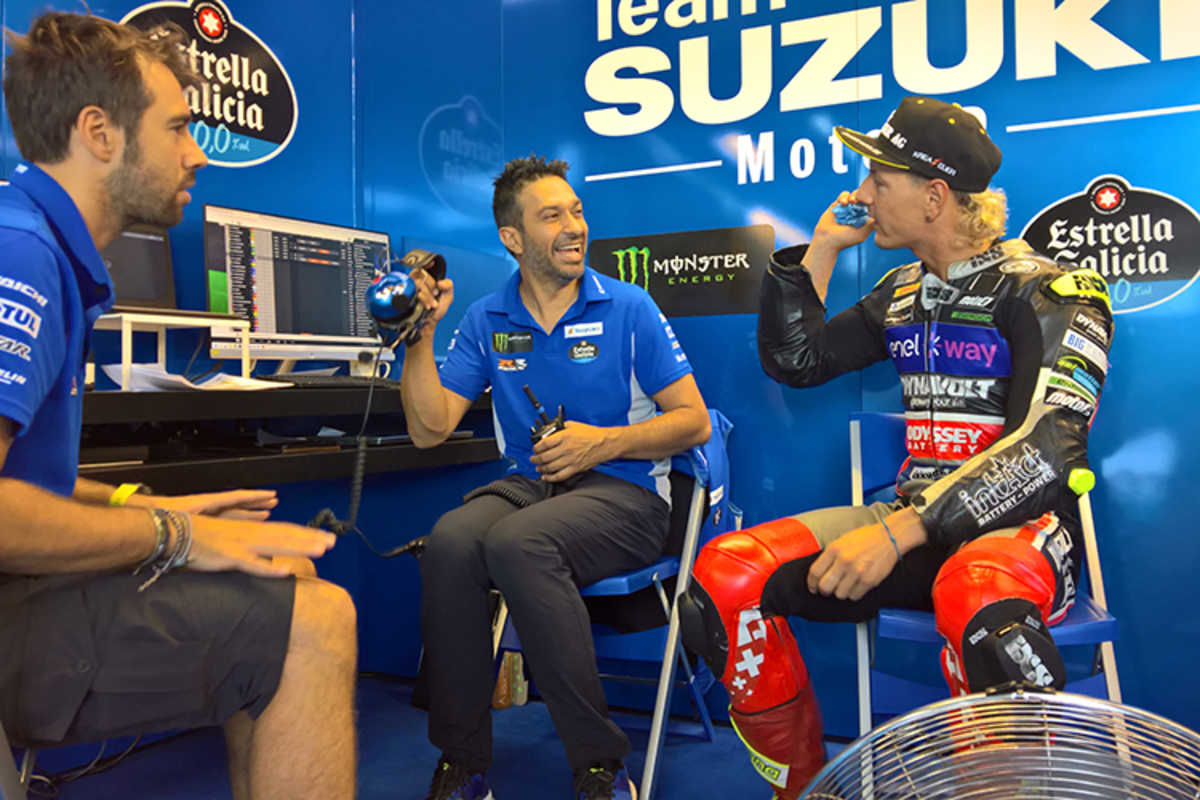 Domi Aegerter in der Suzuki Ecstar-Box