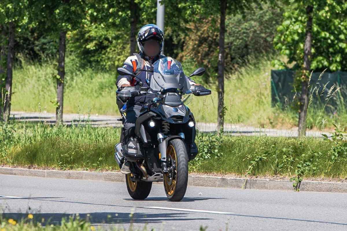 Aus dieser Perspektive (nicht) zu sehen: Es gibt keine funktionsfähhigen Kühlrippen mehr an den Zylindern