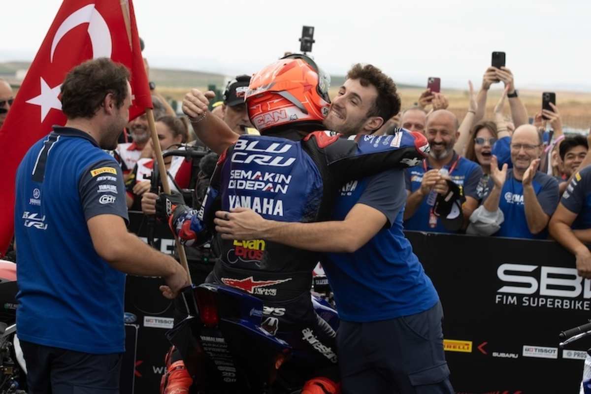 Can Öncü gewinnt Lauf 2