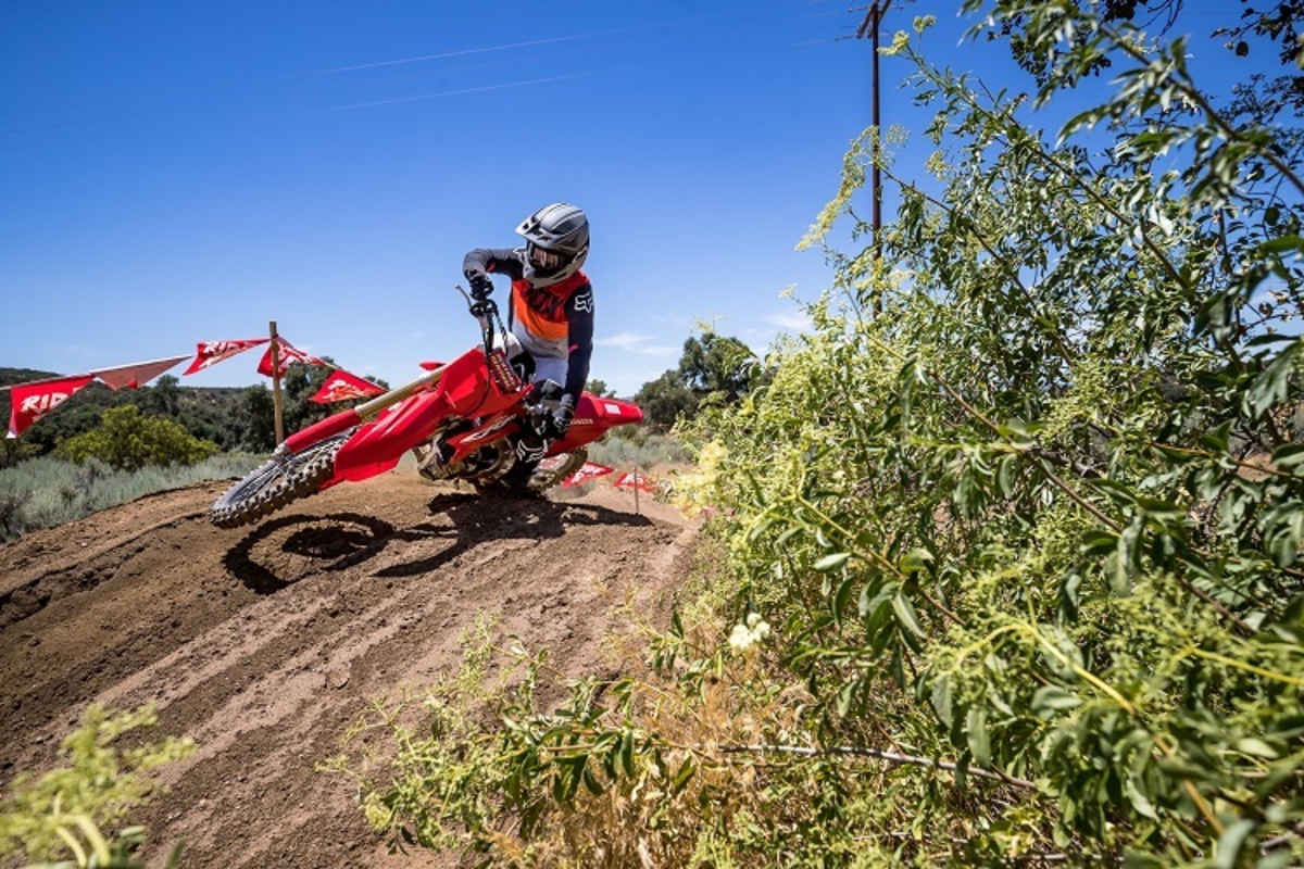 Honda CRF450R: Präziseres Einlenken als Entwicklungsziel