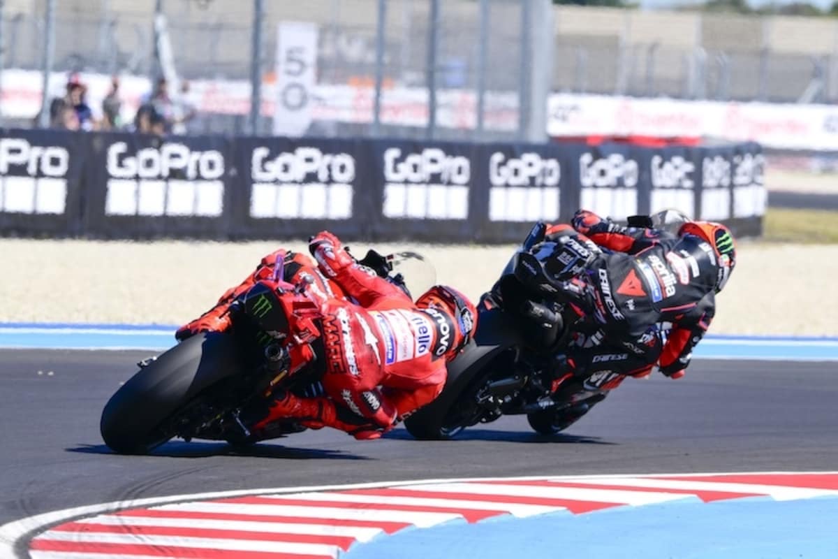 Marco Bezzecchi und Marc Márquez