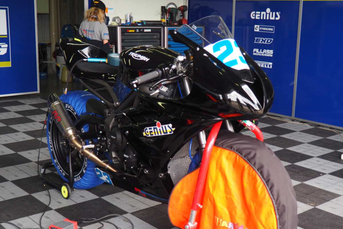 IDM Sachsenring 2023 – Eine Runde Fahrerlager