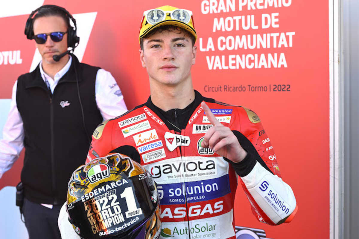 Izan Guevara gewinnt das Rennen