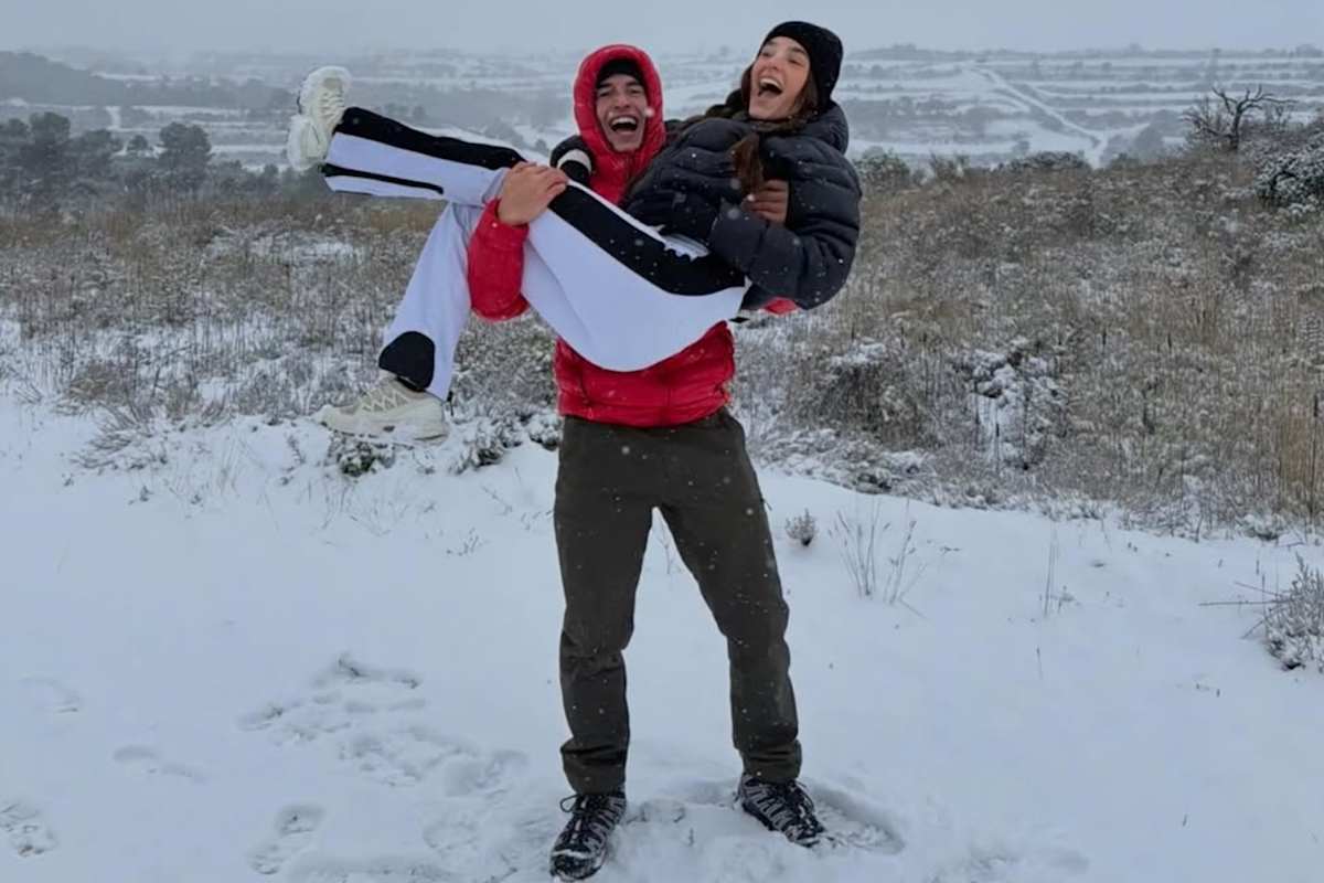 Marc Marquez mit Freundin Gemma Pinto im spanischen Winter