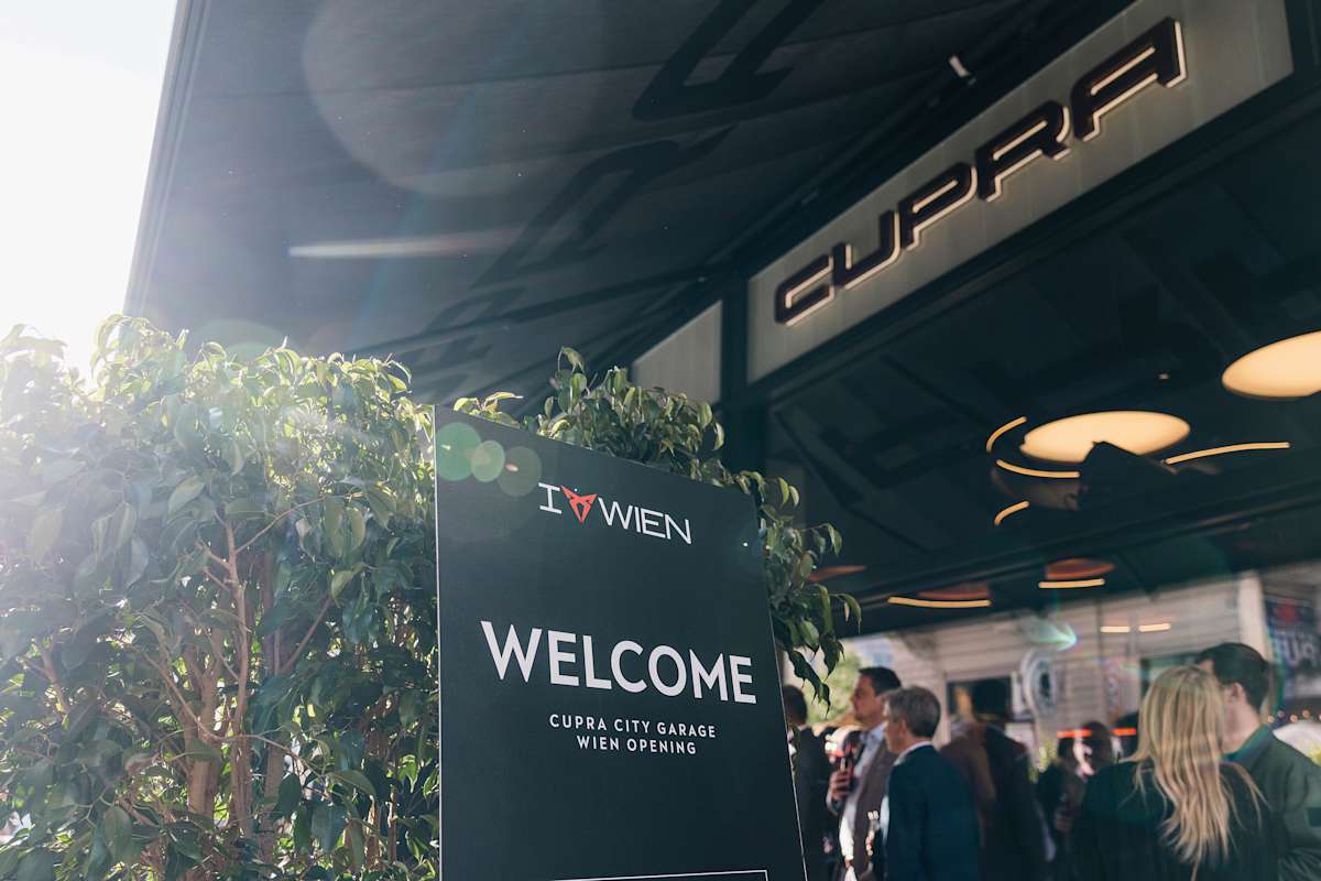In der CUPRA City Garage ist jeder willkommen.