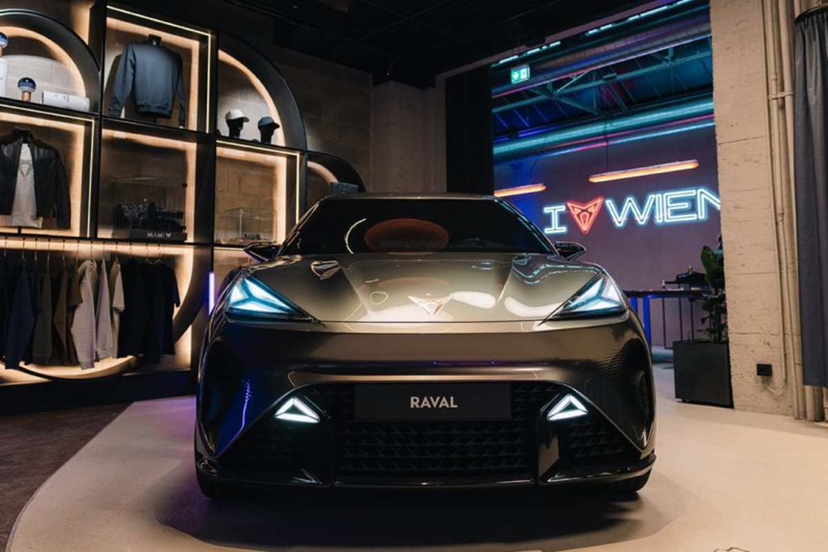 Hier können die CUPRA-Modelle aus nächster Nähe betrachtet werden.