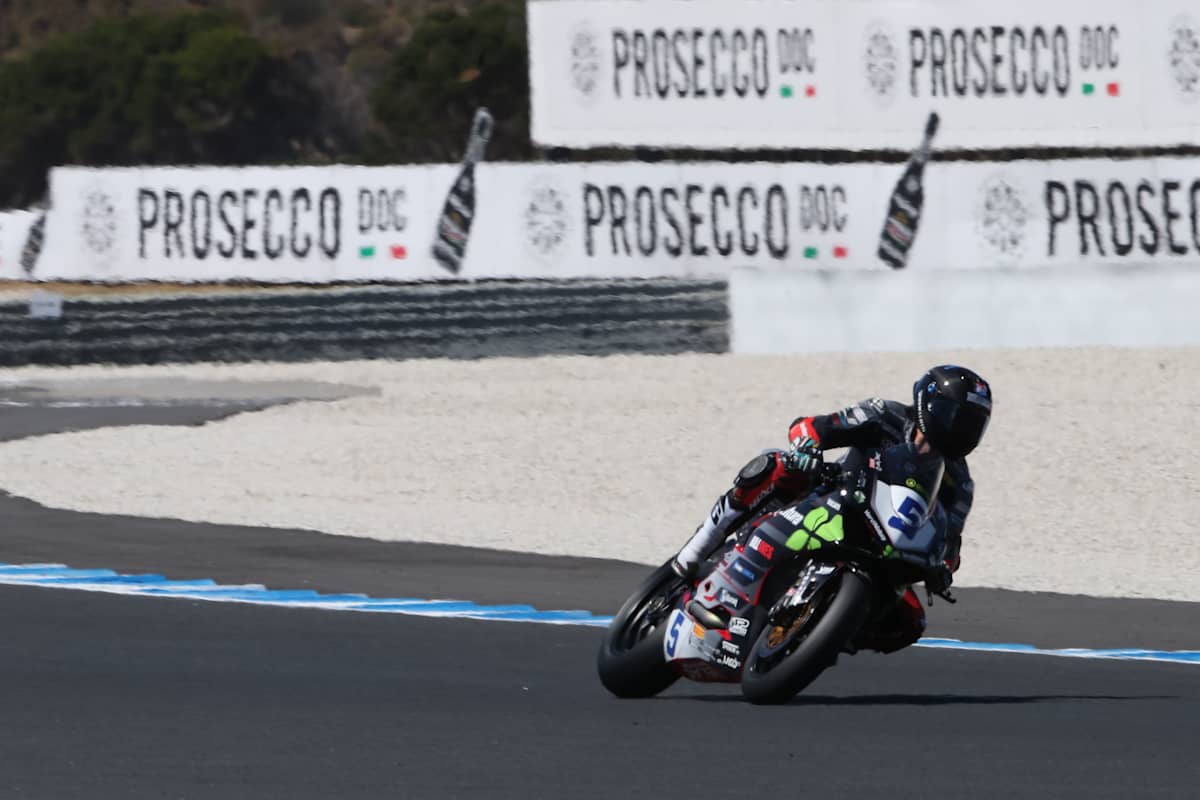 Jaume Masiá gewinnt den ersten Lauf