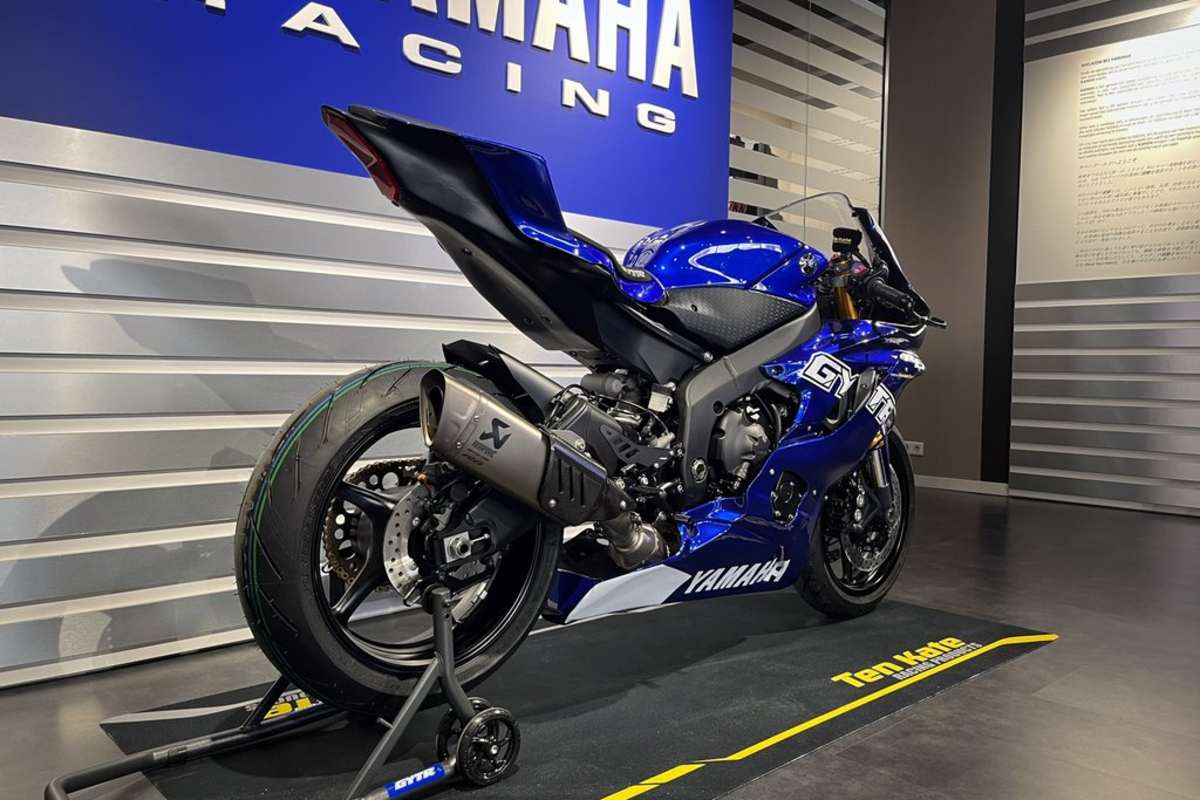 Ten Kate Racing - Crossplane YZF-R6