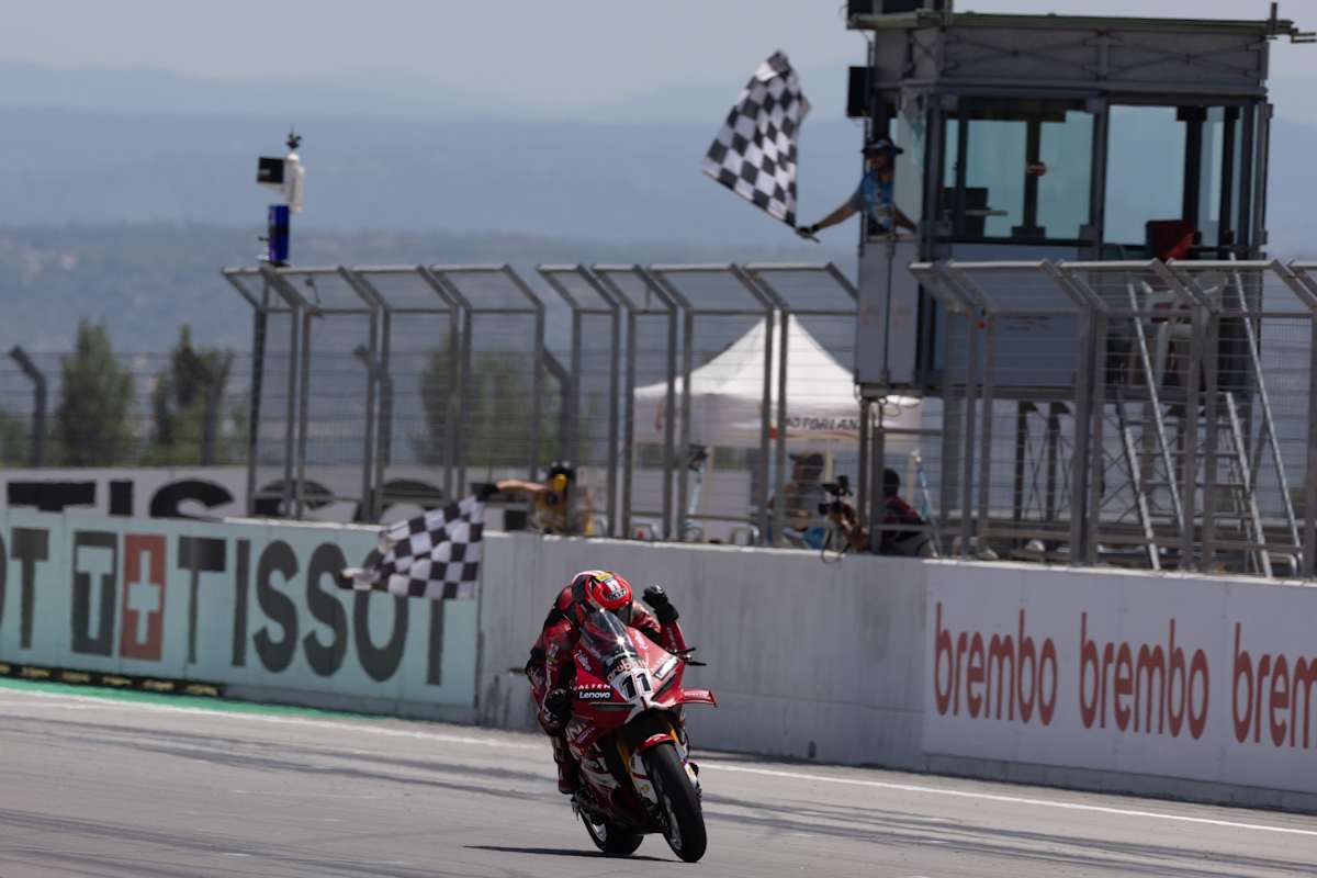 Nicolò Bulega siegt in Aragón
