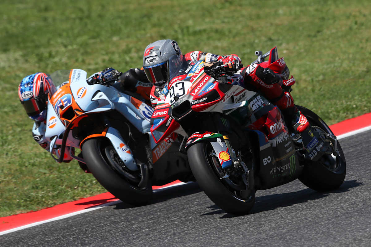Ai Ogura und Marc Márquez