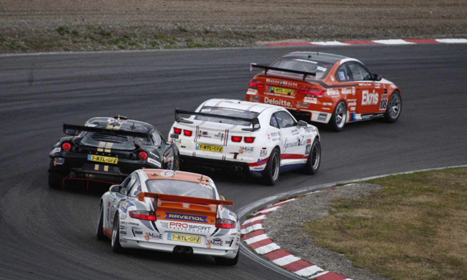 Die GT4-Serie startet zwei mal beim ADAC GT Masters