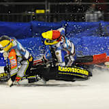 Krysov (innen) räumte Tschajka ab