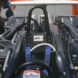 Long Beach 1981: Unter der Haube wurde es bei McLaren schwarz