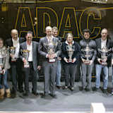 Die Sieger des ADAC GT Masters bzw. deren Vertreter