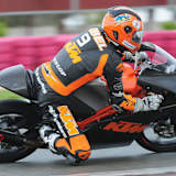 Stefan Nebel: Ungewohnte Maschine