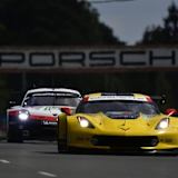 Corvette C7.R und Porsche 911 RSR bei den 24h von Le Mans