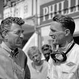 Carroll Shelby (li.) mit Dan Gurney in Le Mans 1964