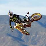 James Stewart wird im Oktober sein Comeback feiern 