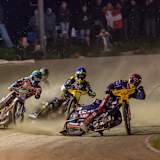 Fredrik Lindgren (blau) siegte in Moorwinkelsdamm vor Przemyslaw Pawlicki (rot) 