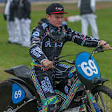 Hier war noch alles in Ordnung: Chad Wirtzfeld bei der Fahrervorstellung in Bielefeld