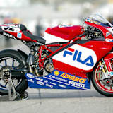 Die Ducati 999 F04 von James Toseland