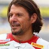 EBR-Pilot Aaron Yates kam mit einem Beinbruch davon