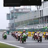 Start zum ersten Rennen in Magny-Cours