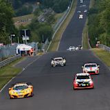 Estre brannte in den ersten vier Runden ein Feuerwerk ab