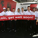 Audi-Fahrer grüssen Loic Duval