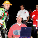 Per Jonsson (Mitte) mit FIM-CCP-Chef Armando Castagna (li.)