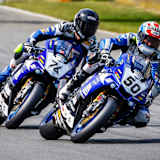 Zwei Yamaha R1 sollen in Schleiz dabei sein. Auf einer sitzt Coghlan. 