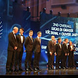 Auf der Bühne war richtig Motorsport-Prominenz zugegen - wie hier die zweit- (Audi) und drittplatzierte Crew (Toyota) der FIA WEC