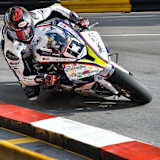 Gary Johnson landete auf dem fünften Platz des TT-Superstock-Rennens