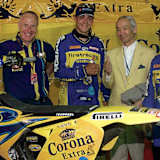 Sylvain Geboers - hier mit Weltmeister Mickaël Pichon - hatte immer gute Kontakte zum Mutterkonzern