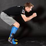 Luca Grünwald vorest noch mit Trocken-Übungen